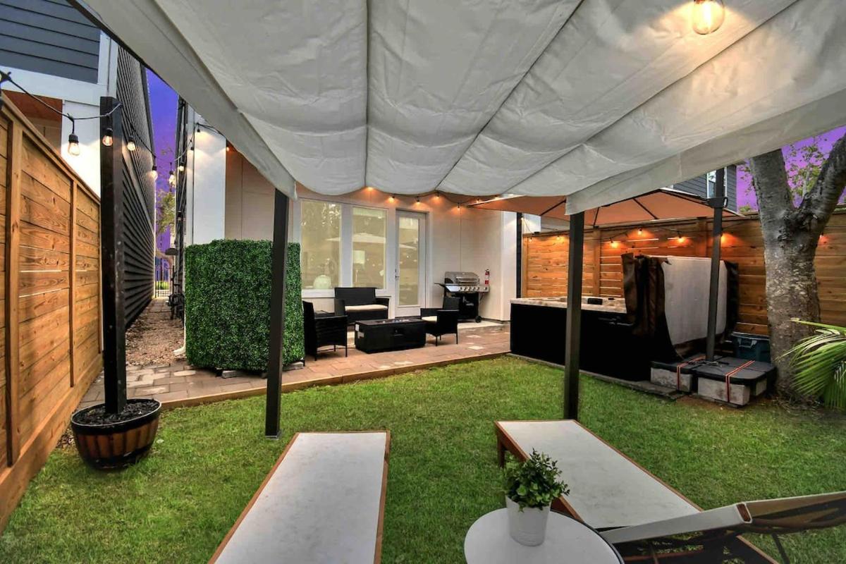 Modern Upscalestay,kingbed,arcadegames,fullkitchen * Houston
